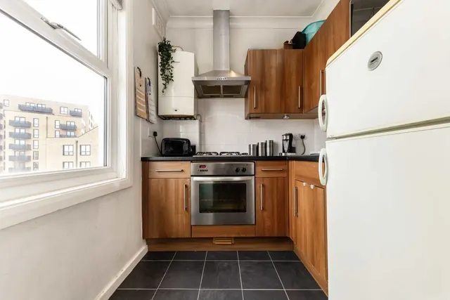 Boston Road, W7, photo 2