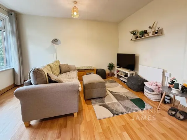 Ty-Gwyn Road, Penylan, CF23, photo 2