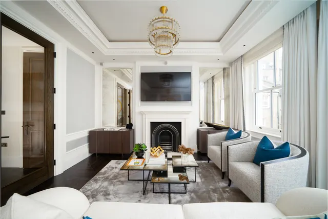 Photo 2 — Prince of Wales Terrace, Kensington, London
