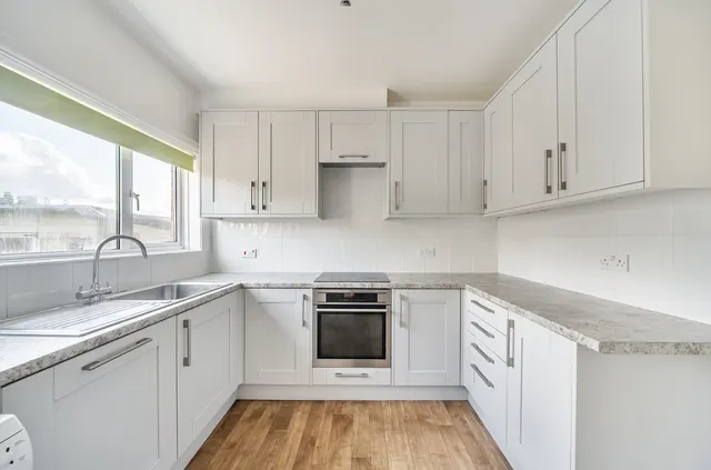 Winchester Road, Southampton, SO16, photo 3
