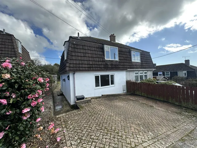 Highfield Avenue, St. Austell, photo 1