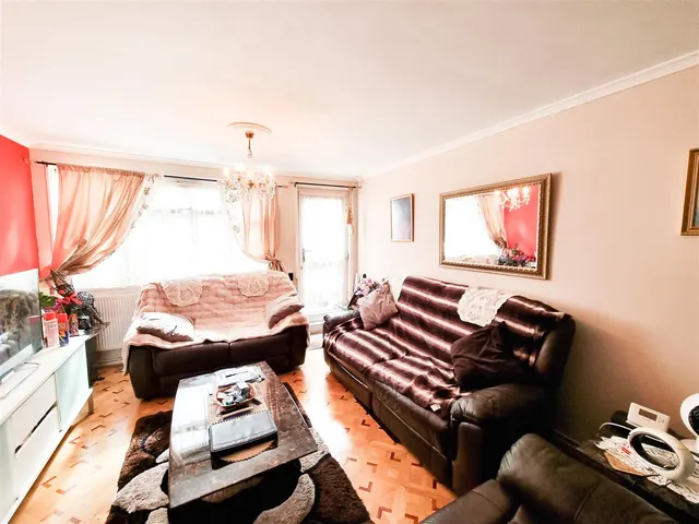 Vanguard Close, Croydon, CR0, photo 2