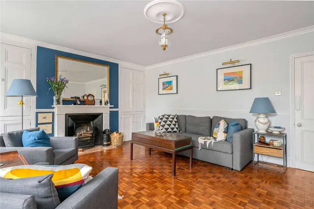 Photo 3 — Alwyne Road, London, N1 2HH