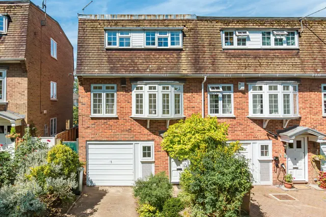 Clarendon Gardens, Tunbridge Wells, Kent, TN2 5LA, photo 1