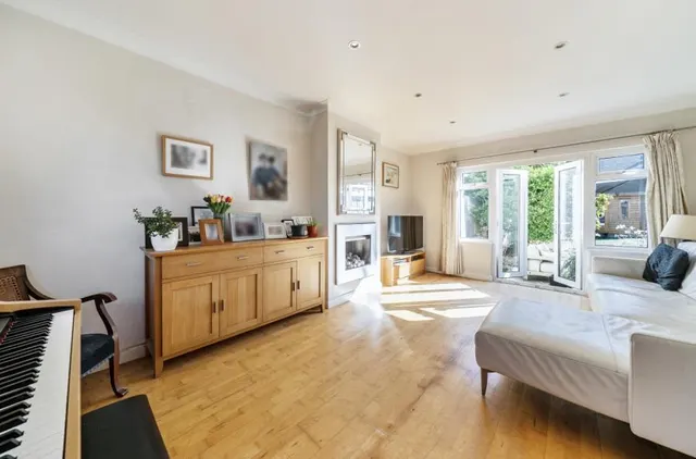 Clarence Road, Windsor, SL4, photo 3