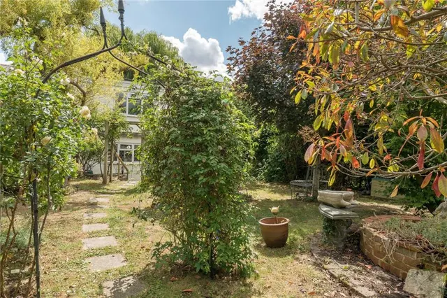 Oxford Road, Sutton Scotney, SO21, photo 3