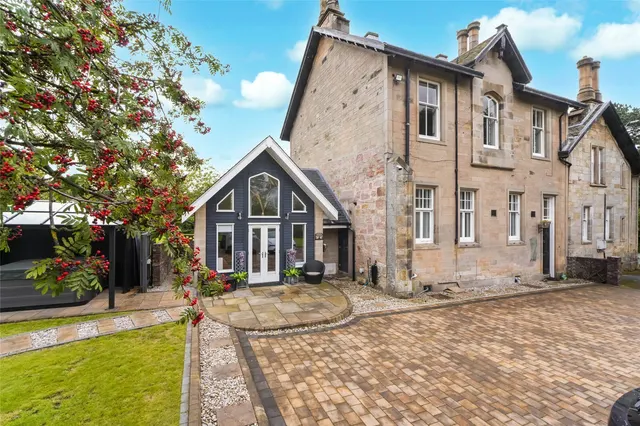 Beechwood House, Dollar Road, TILLICOULTRY, Clackmannanshire, FK13, photo 1