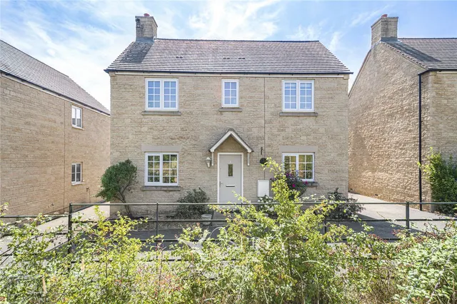 Sycamore Close, Kings Cliffe, PE8, photo 1