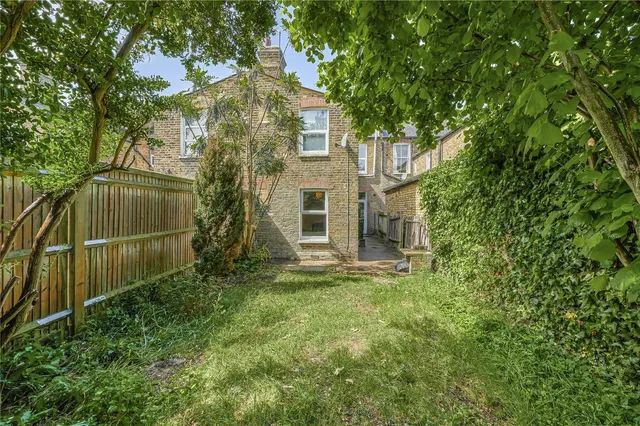 Photo 2 — Cavendish Road, London, SW12