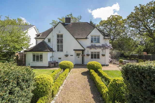 Oakwood Close, BR7, photo 1