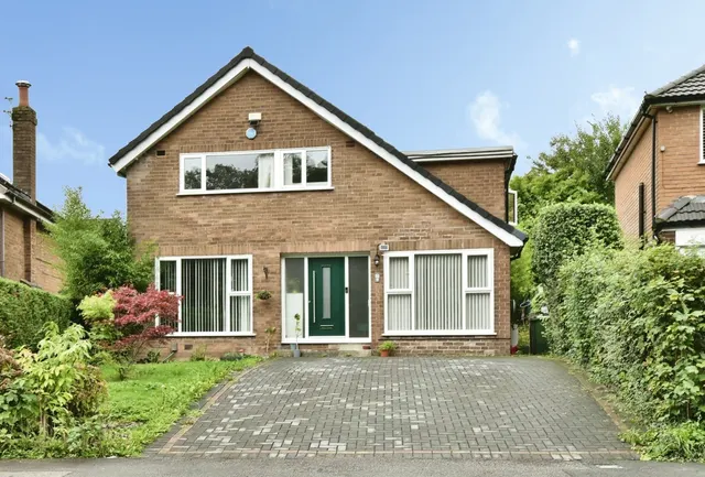 Silverdale Road, Gatley, SK8, photo 1