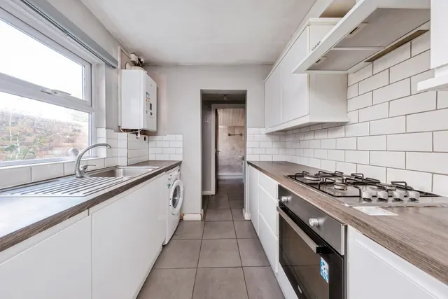 Albert Street, Bletchley, MK2, photo 3