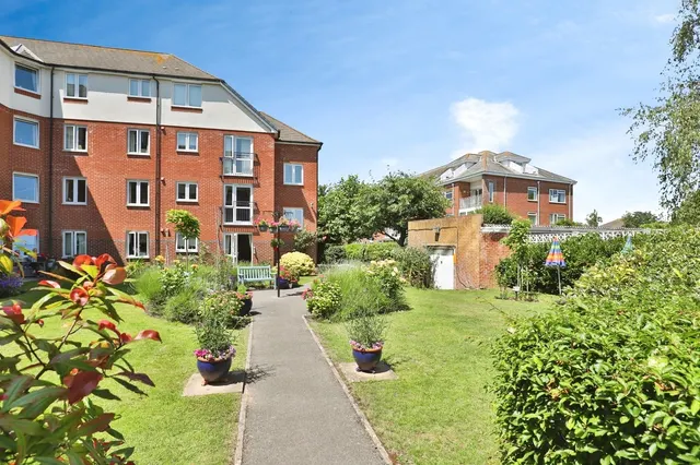 Stour Road, Christchurch, BH23, photo 2