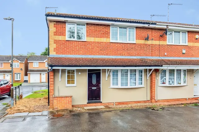 Thirlmere Close, Kettering, photo 1