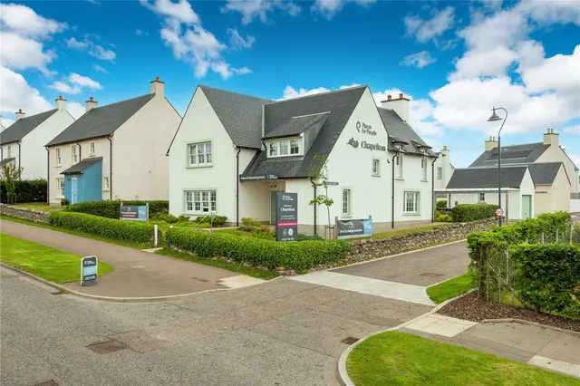 Greenlaw Road, Chapelton, AB39, photo 1