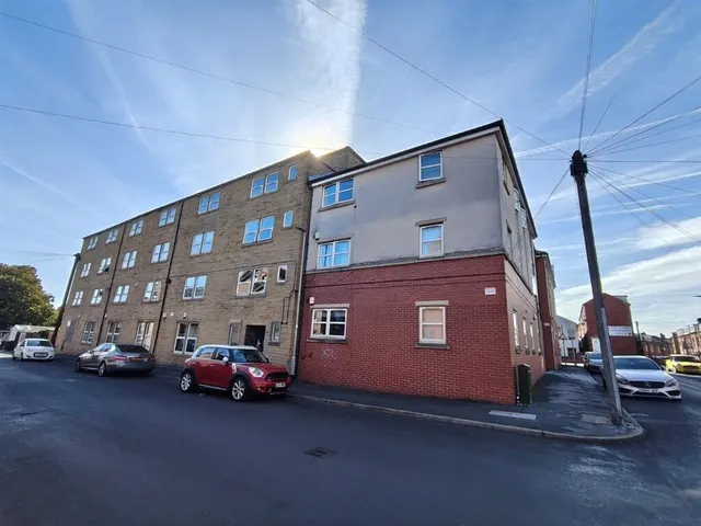 Edinburgh Avenue, Leeds, LS12, photo 2