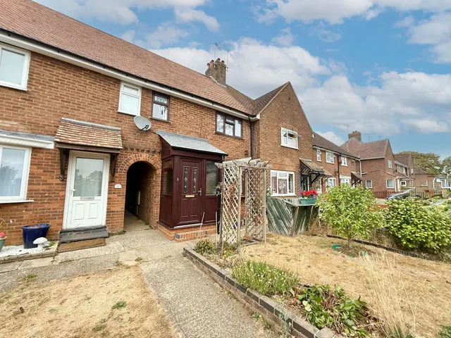 Leighton Road, Wing, LU7, photo 1