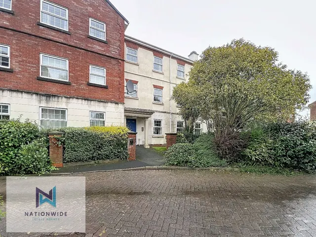 Sycamore House, Chorley, PR7, photo 1