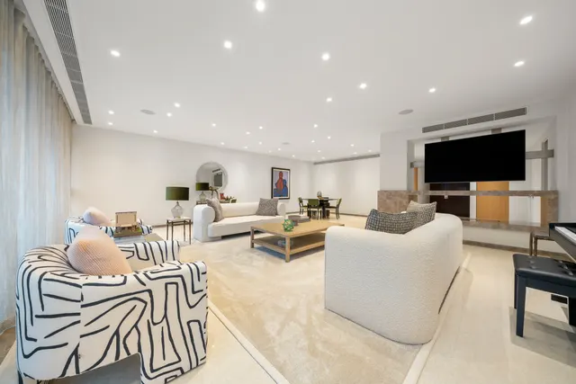 The Knightsbridge Apartments, Knightsbridge, SW7, photo 2