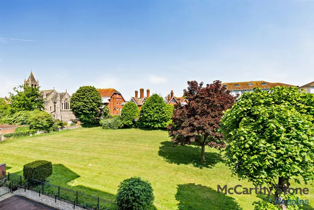 Jevington Gardens, Eastbourne, BN21, photo 3
