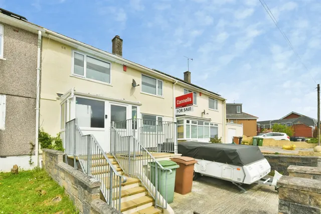 Stirling Road, Plymouth, photo 1
