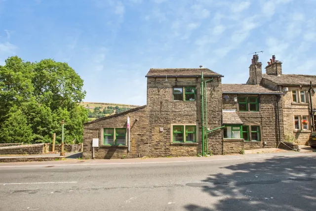 Oldham Road, Rishworth, photo 1