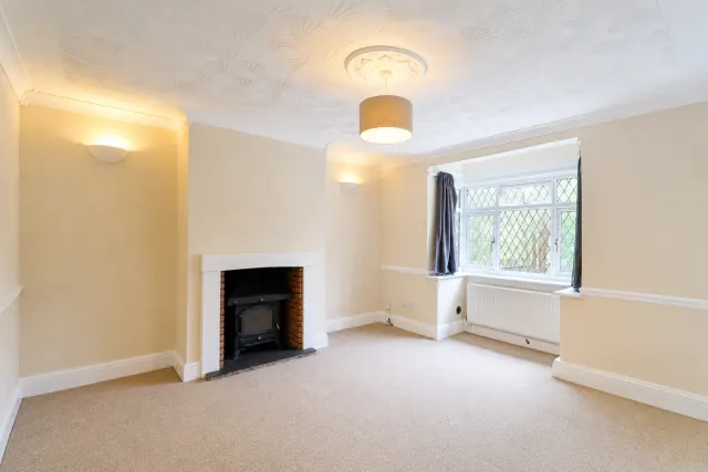 The Crescent, Telford, photo 3