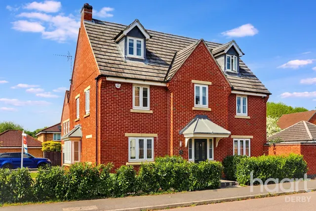 Montague Way, Chellaston, DE73, photo 1