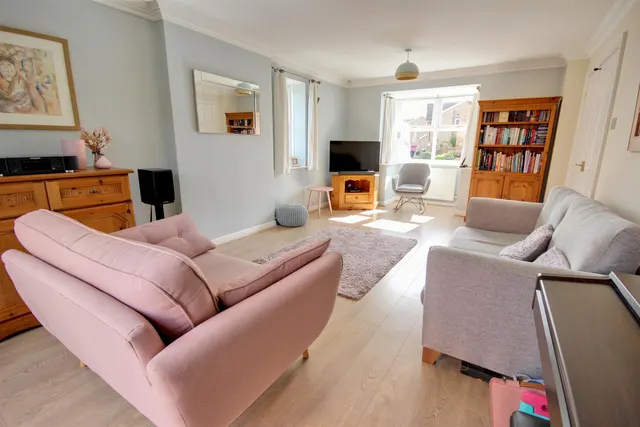 Photo 3 — Bay Court, Beverley