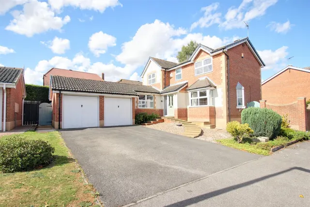 Bay Court, Beverley, photo 1