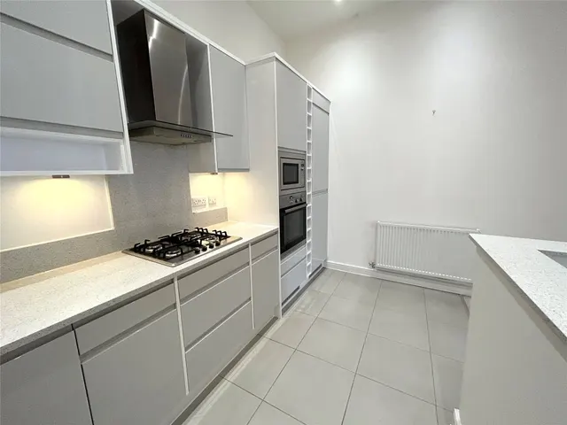 Grenfell Park, Parkgate, CH64, photo 3
