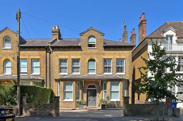 Alma Road, Windsor, Berkshire, SL4 3HH, photo 1