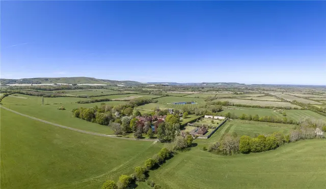Photo 2 — Selmeston, Polegate, East Sussex, BN26 6UB