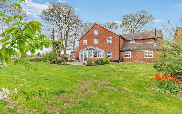 Photo 2 — Friesthorpe House, Friesthorpe, Lincoln, Lincolnshire, LN3 5AL