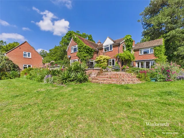 Crookham Common, Thatcham, RG19, photo 2