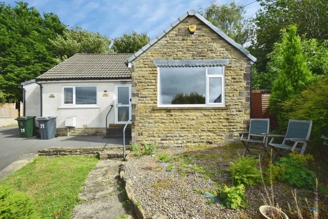 Shipley, Bradford, West Yorkshire, photo 1