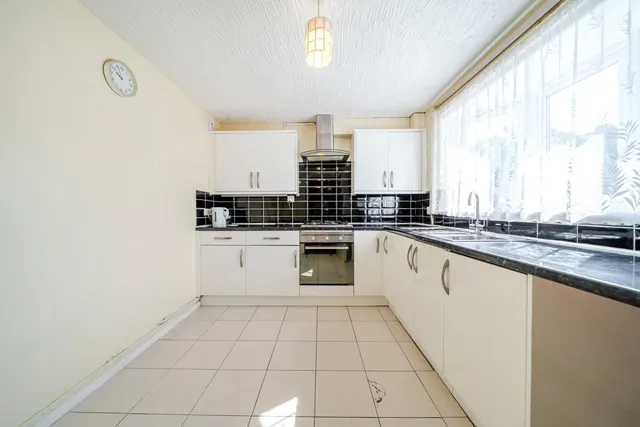 Photo 3 — Campion Place, SE28