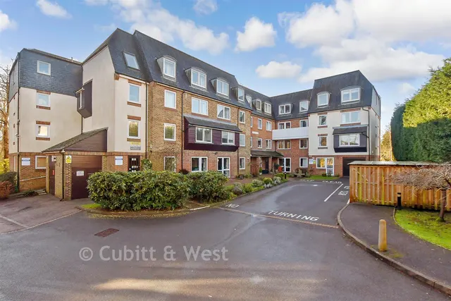 Mill Bay Lane, Horsham, RH12, photo 1