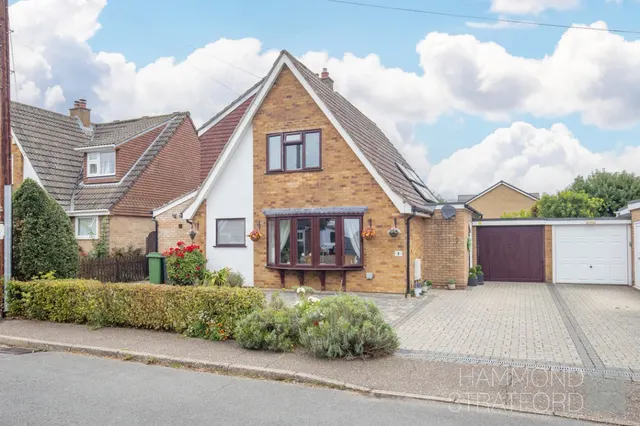 Longview, Hethersett, photo 1
