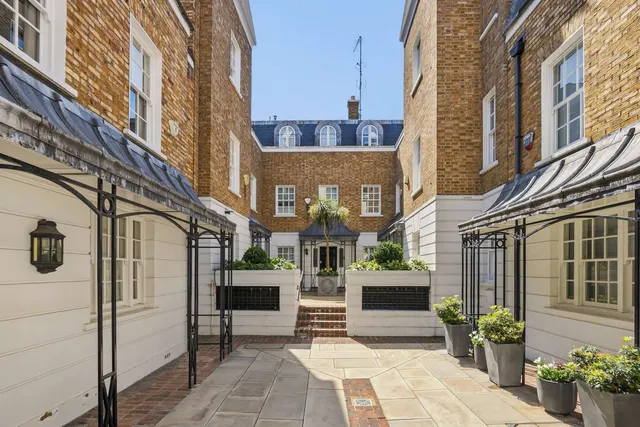 Old Church Street, London, United Kingdom, SW3 5BS, photo 1