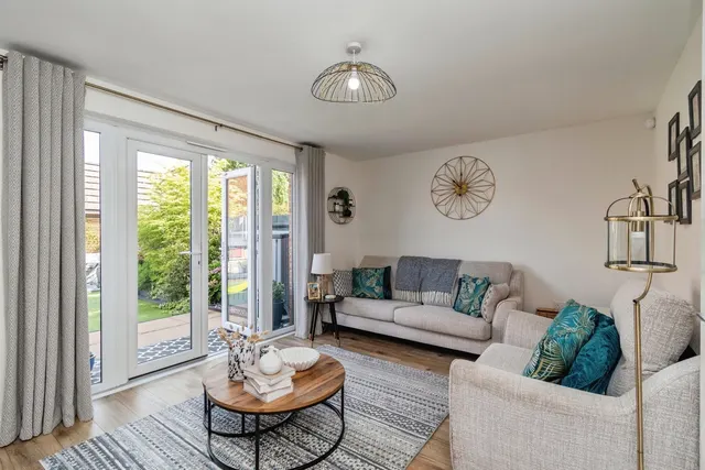 Photo 2 — Forge Close, Churchbridge, Cannock, Staffordshire, WS11