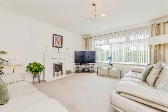 Marshall Close, Cardiff, CF5, photo 3