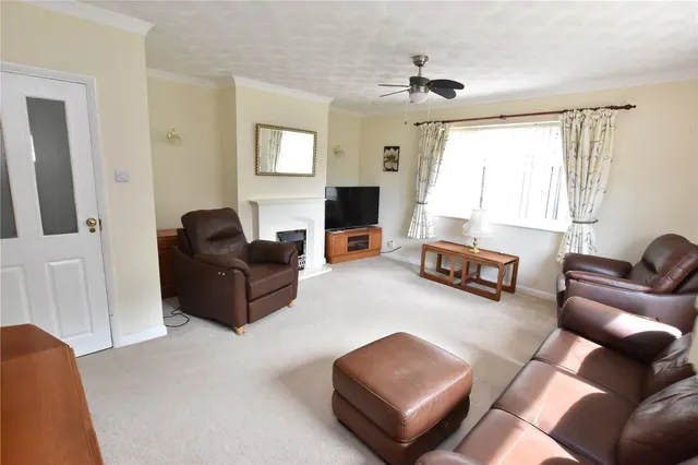 Photo 2 — Woodcot Gardens, Farnborough, Hampshire, GU14 9RD