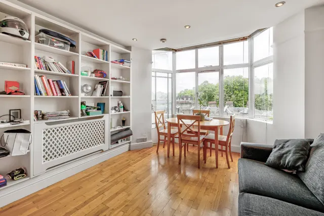Gray's Inn Road, London, WC1X, photo 1