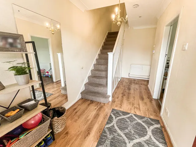 Photo 2 — Belvoir Crescent, Lisburn, BT28