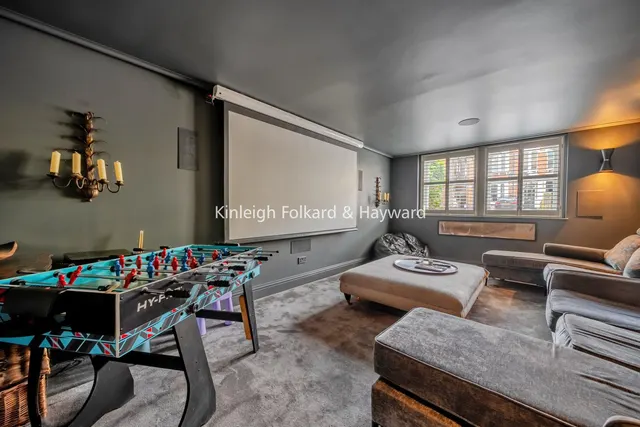 Photo 3 — Lewin Road, London, SW16