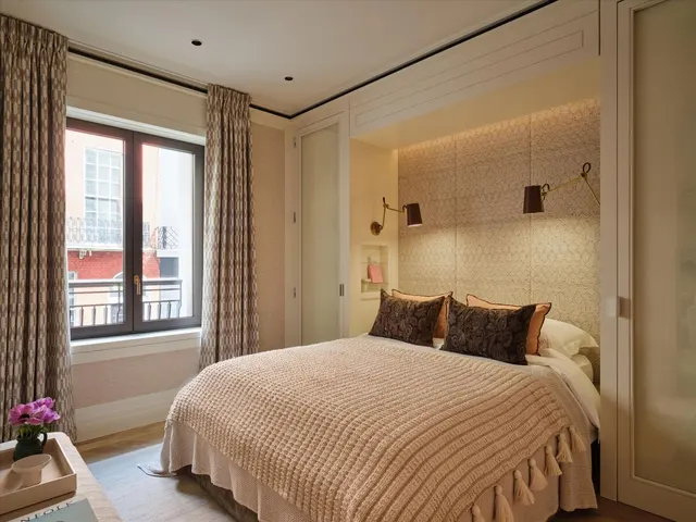 Curzon, Mayfair, W1J, photo 3
