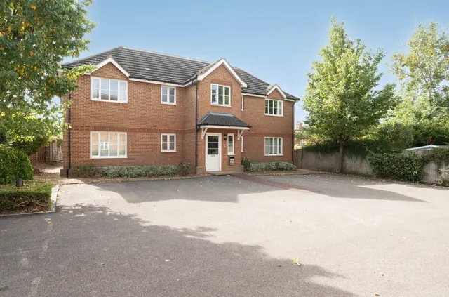 Aragorn Court, Guildford, GU2, photo 1