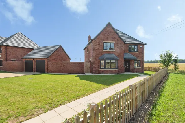 Muncey Grove, Bassingbourn, SG8, photo 1
