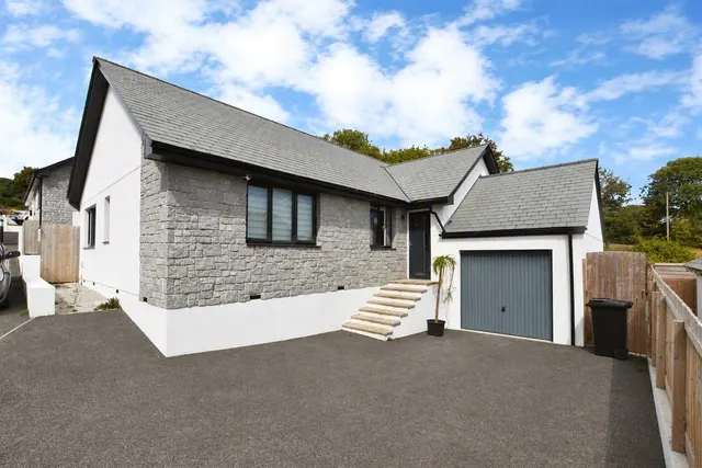 Murtons Terrace, Lanner, TR16, photo 1